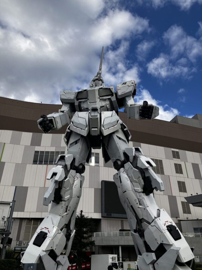 実物大ユニコーンガンダム像