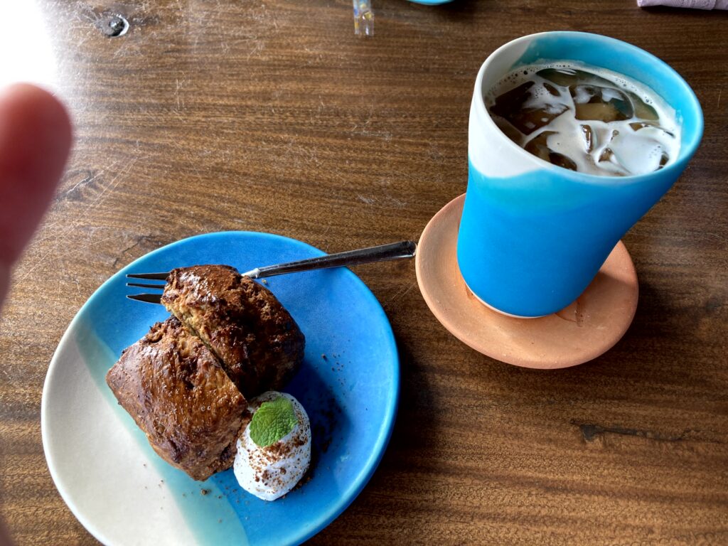 カフェギャラリー土花土花(恩納村)のやちむん